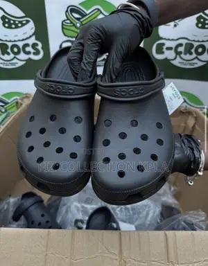 Crocs Classic Clog Black Original Comfort Slides