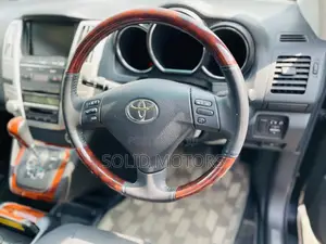 Toyota Harrier 2.4 2013 White
