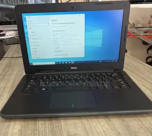 Laptop Dell Latitude 13 3380 8GB Intel Core i3 HDD 500GB
