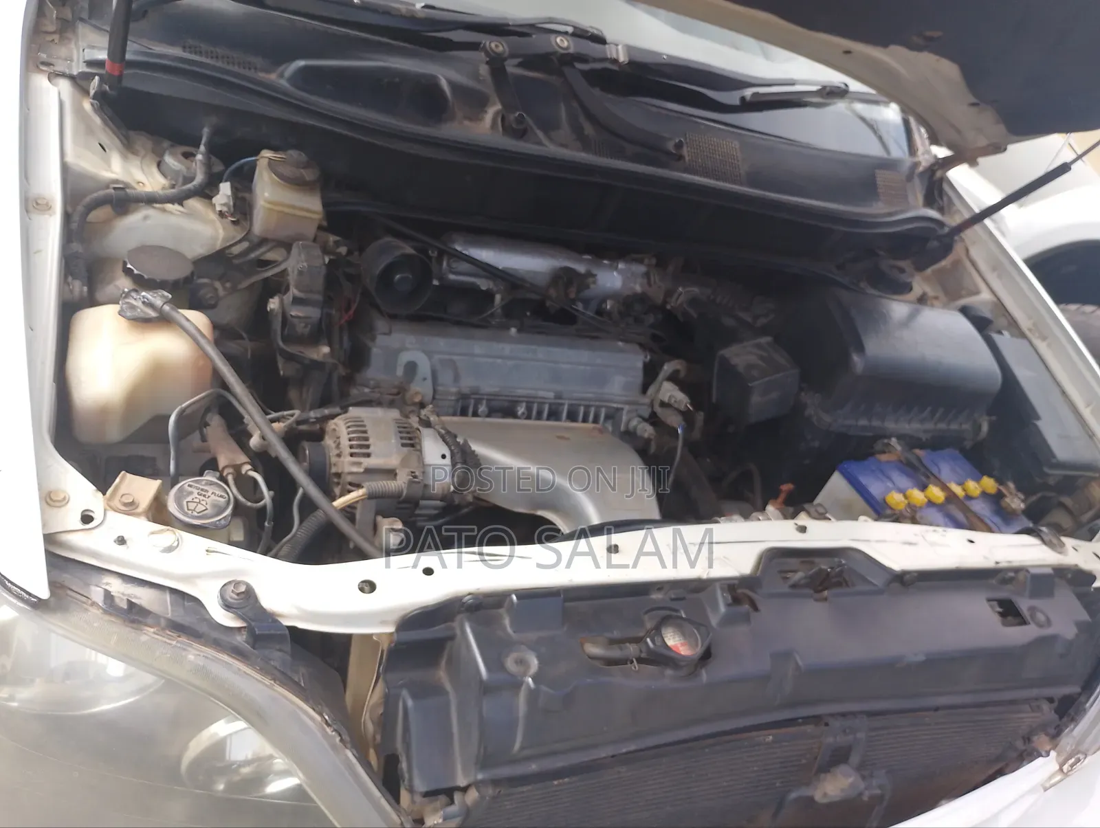 Toyota Harrier 2000 Off white