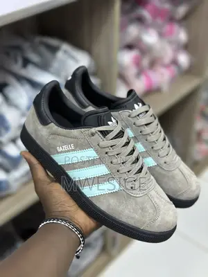 Adidas Gazelle Sneakers