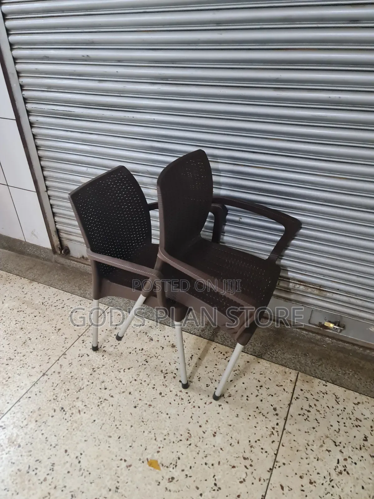 Upcycle Plastic Chairs Plastic Chairs