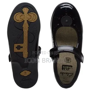 Clarks Step Bar Kid Black Patent