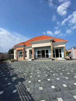 Furnished 4bdrm House in Kasawo for sale