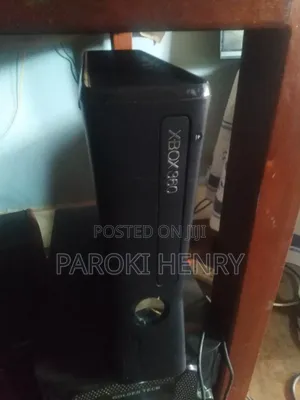 Microsoft Xbox 360 S