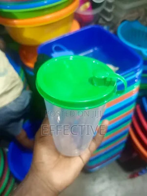 6 Piece 1-Liter Plastic Juice Jar