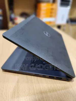New Laptop Dell Latitude 7320 16GB Intel Core i5 SSD 256GB