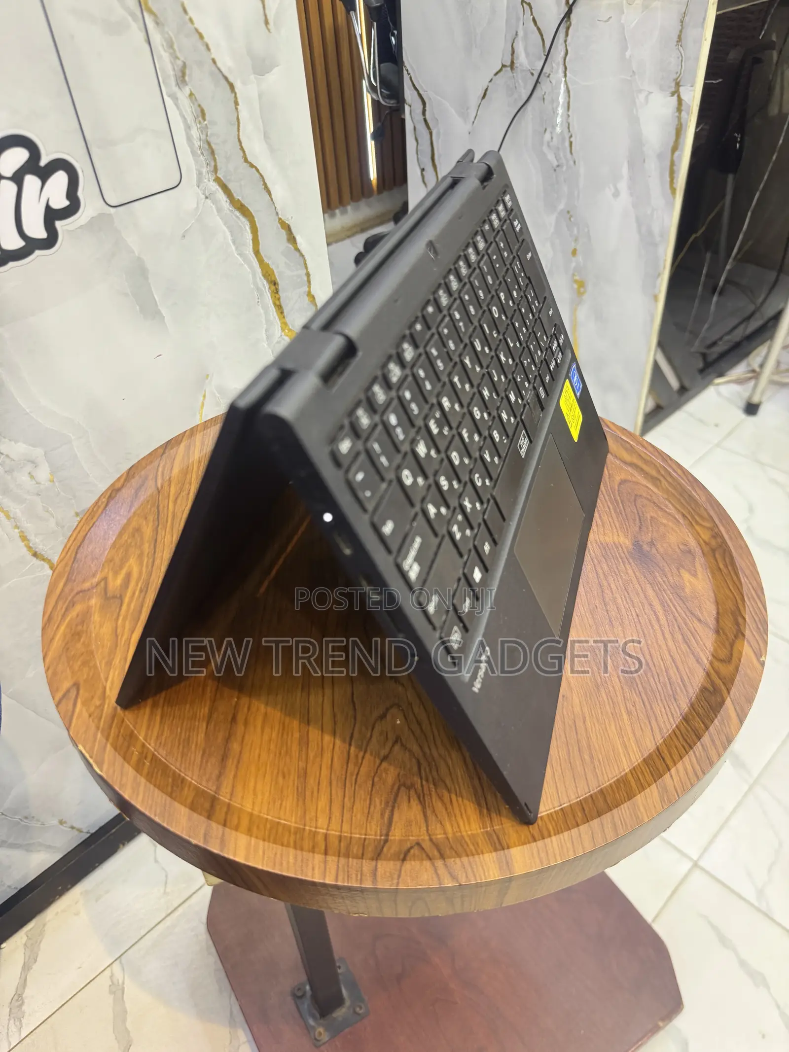 Laptop NEC 8GB SSD 128GB