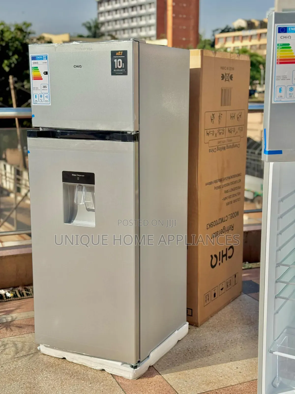 Chiq Refrigerator 270l With Dispenser