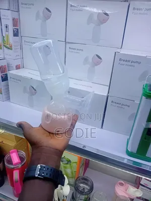 Wireless Electric Breast Pump With an Integrated LED Screen.