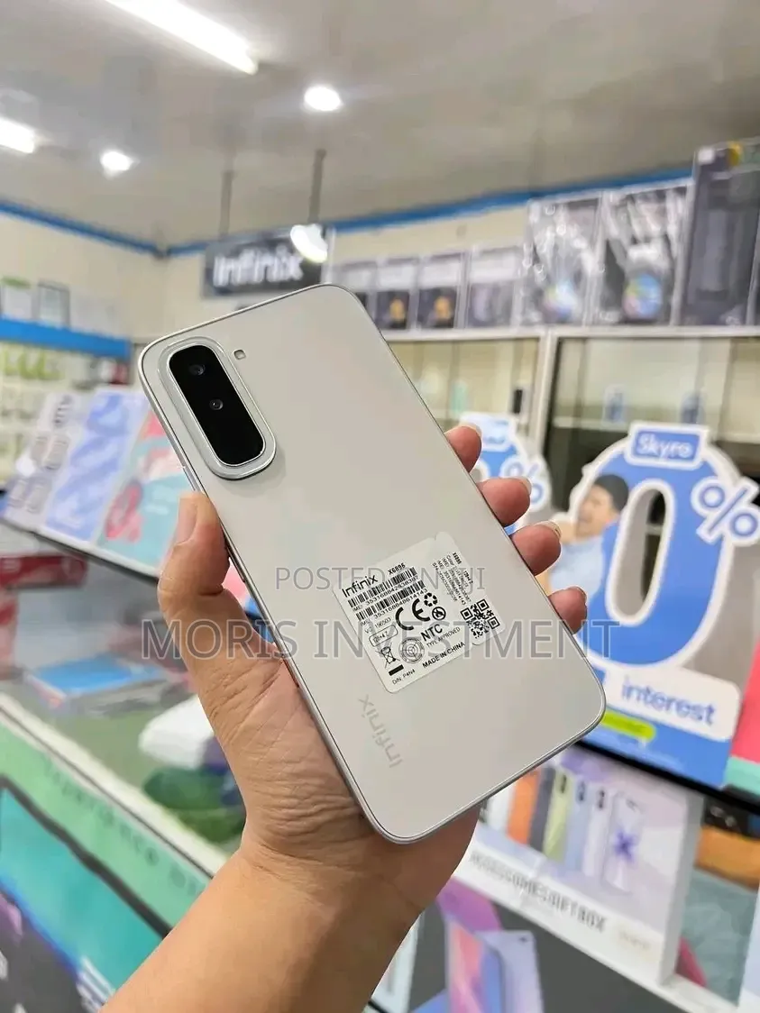 New Infinix Hot 70 256 GB Silver