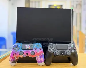 PS4 Standard With 12 Games, 2pads. The Ultimate Cure for the Boredom.