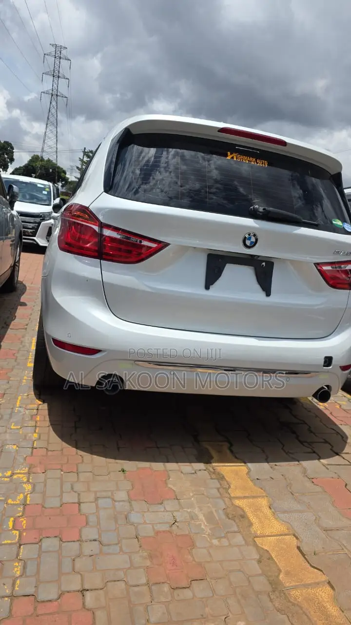 BMW 220i 2017 White