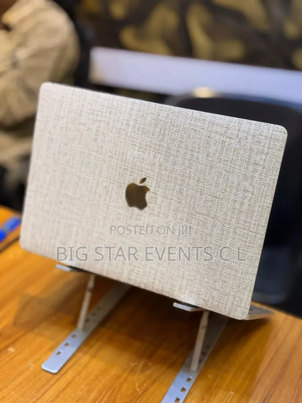 Laptop Apple MacBook Pro 2017 16GB Intel Core i5 SSD 256GB