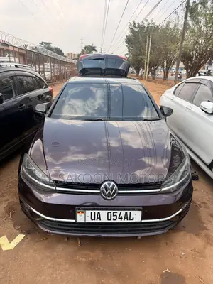 Volkswagen Golf TSI S 4-Door FWD 2017 Maroon