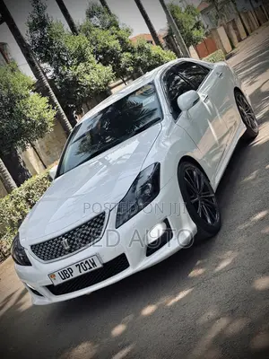 Toyota Crown 2013 White