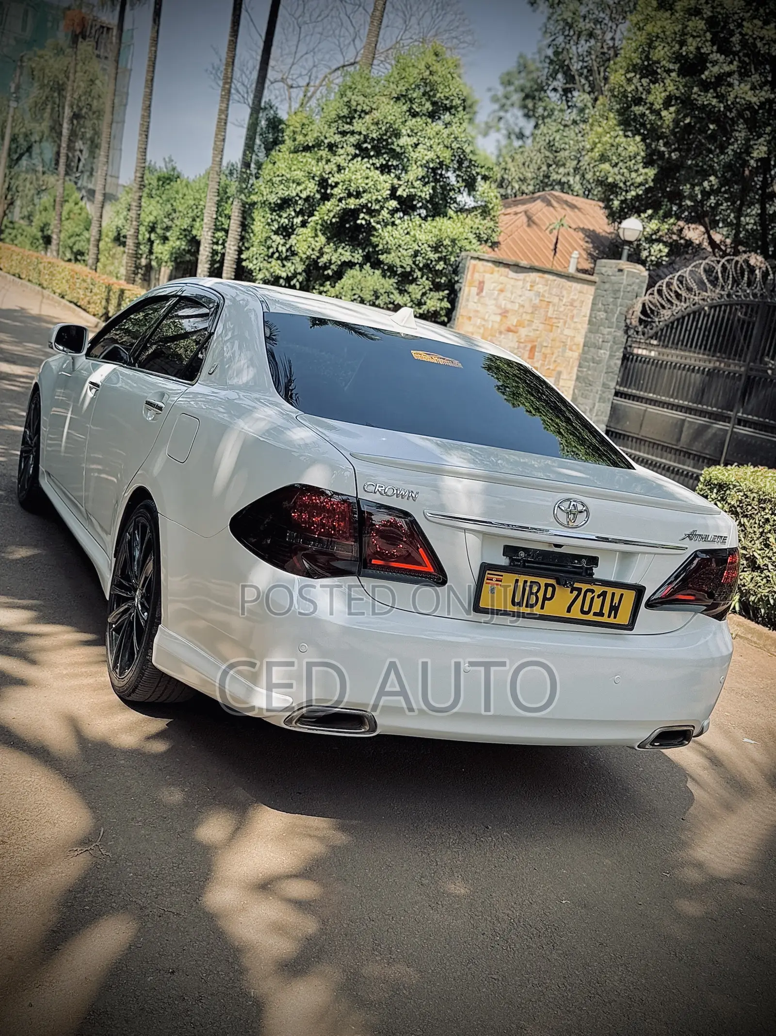 Toyota Crown 2013 White