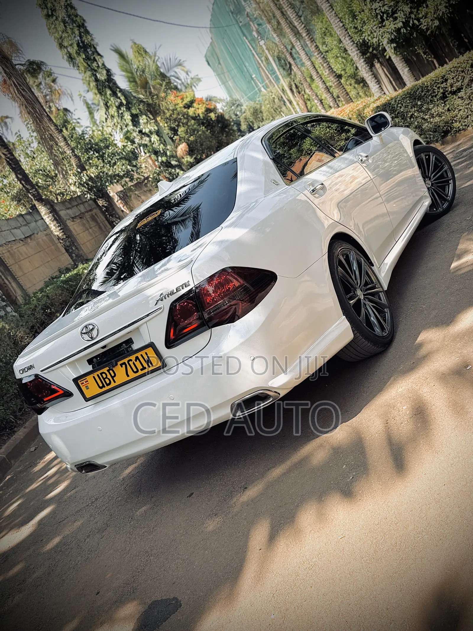 Toyota Crown 2013 White