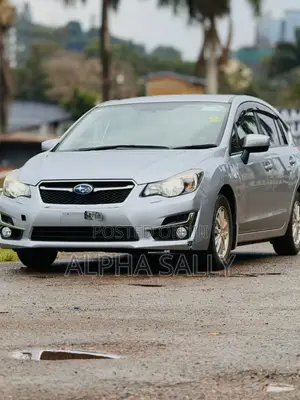 Subaru Impreza 2.0i Premium PZEV 4dr Hatchback AWD (2.0L 4cyl CVT) 2015