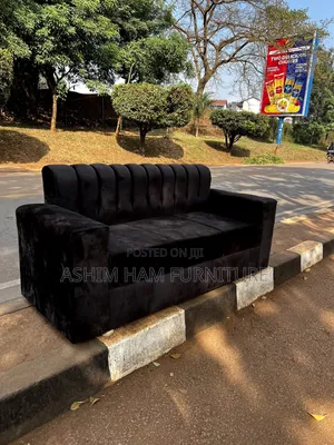 3 Sitter Sofa in Coffee Brown / Sofasofas
