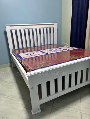 4 by 6 Bed / White Bed / Good/ Beds