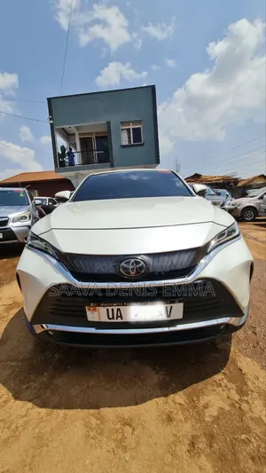 Toyota Harrier 2021 White