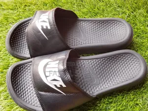 Men's Nikes