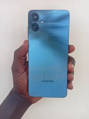 Samsung Galaxy A06 128 GB Blue