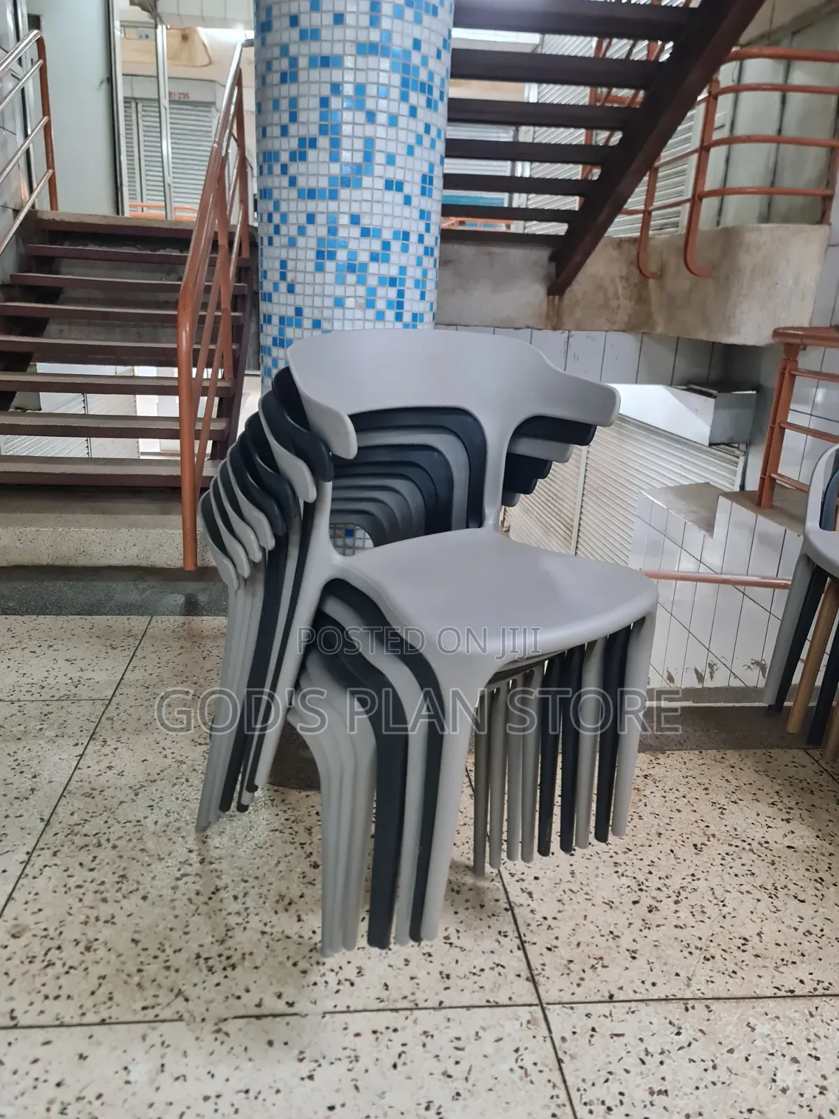 Chatter Plastic Chairs Plastic Chairs