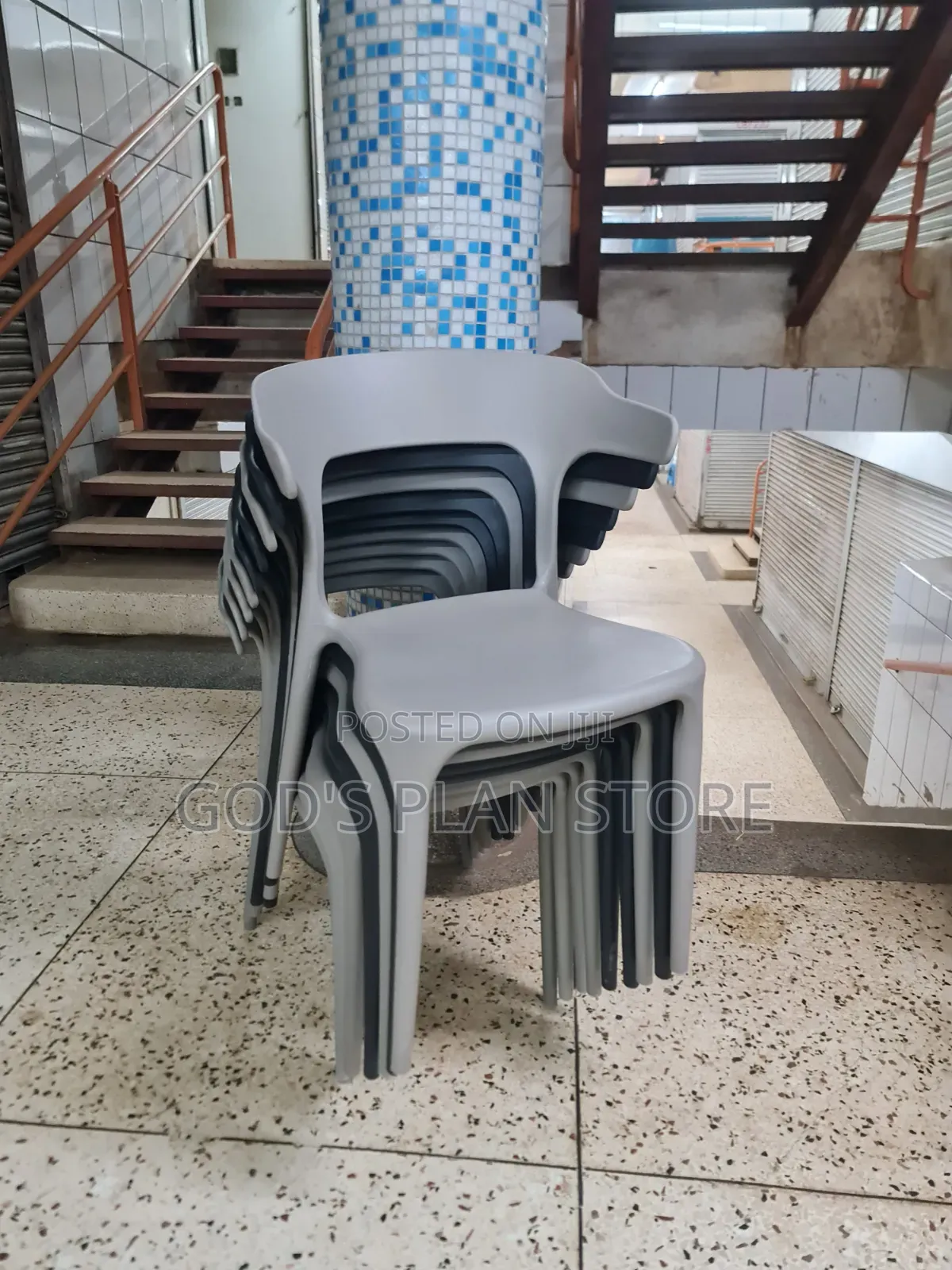 Chatter Plastic Chairs Plastic Chairs