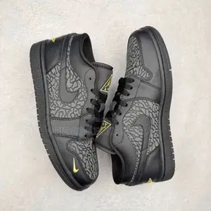 Original Air Jordan 1 Low SE Elephant Print Casual Sneakers – Black