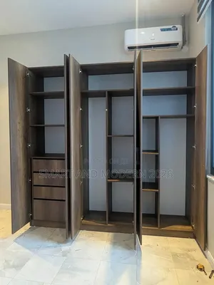 Television42/Wardrobe / Chassis Wardrobe /Wardrobeworkstation60