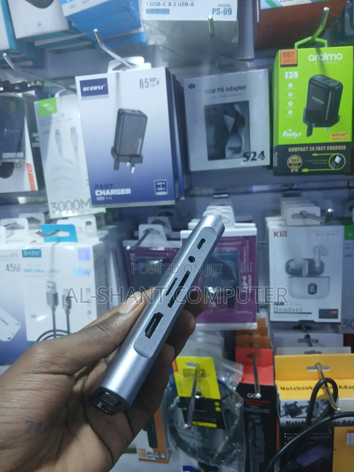Type-C to HDTv and USB 11 in 1 Adapter