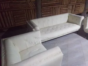 Lofton Sofa Set