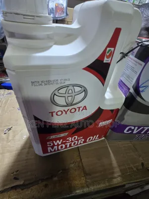 Toyota 5w- 30 Genuine Motor Oil