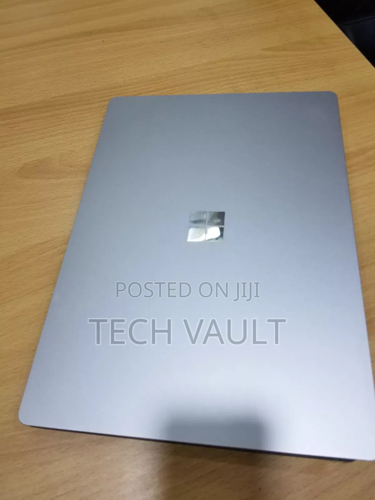 New Laptop Microsoft Surface Laptop 5 8GB Intel Core i5 SSD 256GB