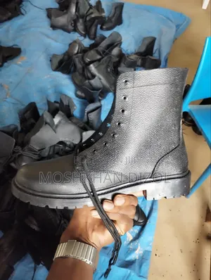 Security Boot Jungle Shoes