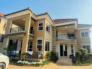 6bdrm Bungalow in Kira for sale