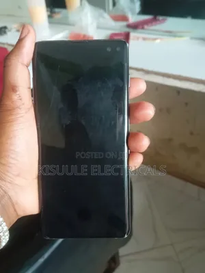 Samsung Galaxy S10 Plus 128 GB Black
