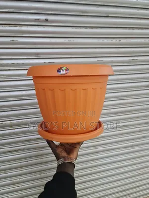 Chroma Plastic Flower Pots Plastic Flower Pots