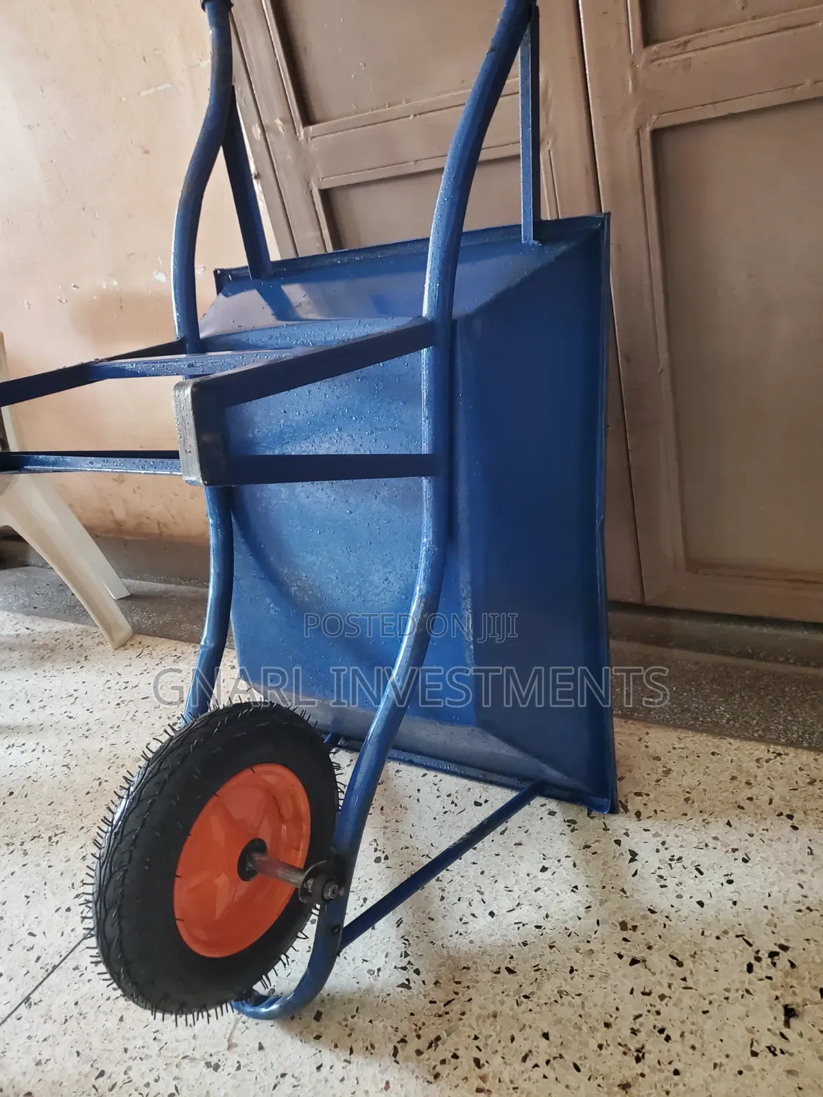 Heavy Duty Wheel Barrow