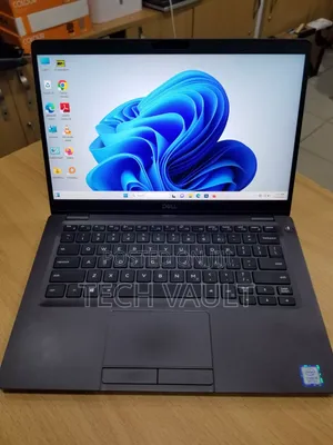 New Laptop Dell Latitude 5300 8GB Intel Core i5 SSD 256GB