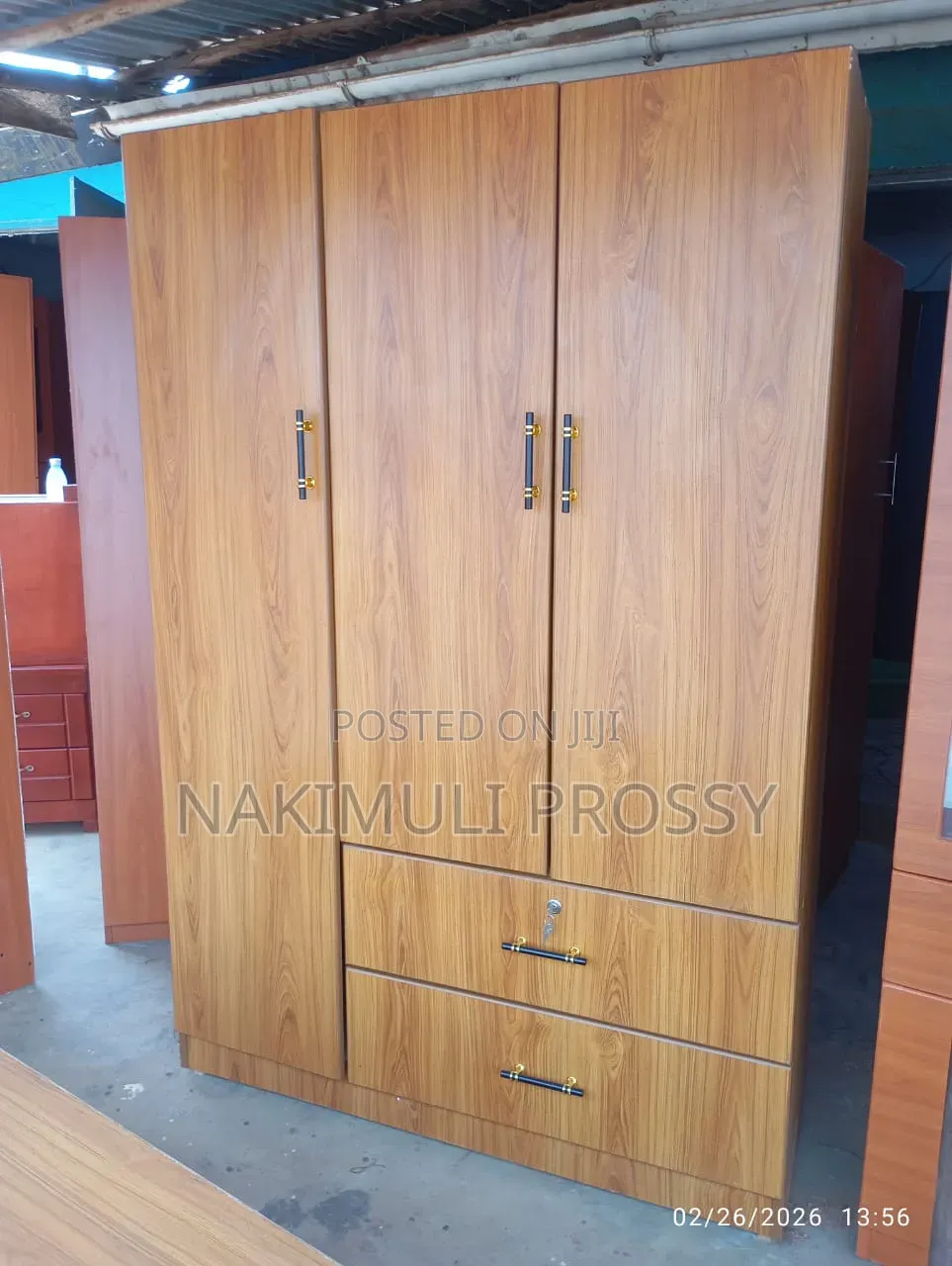 4by6 Feet Wardrobe With One Lock