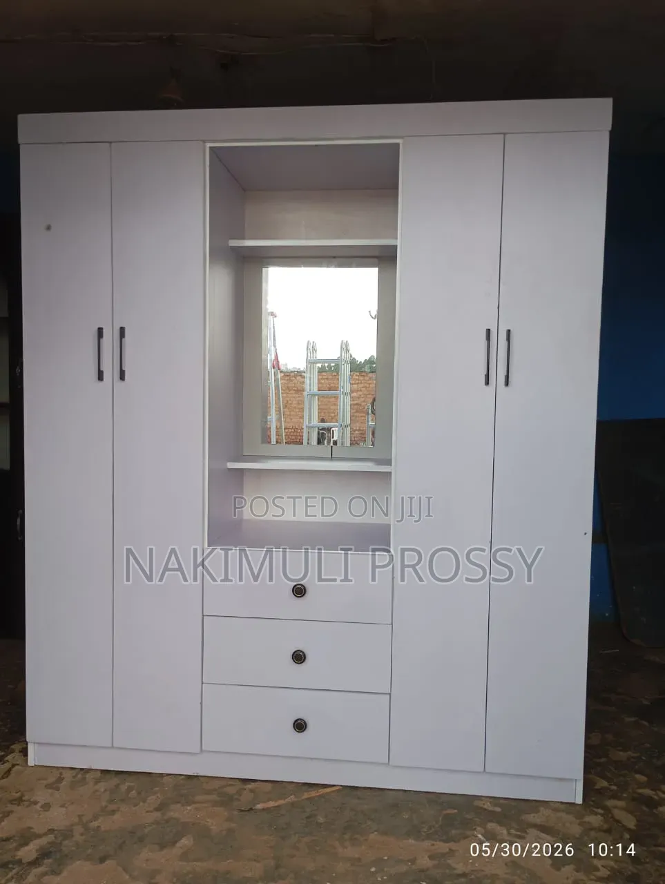 4by6 Feet Wardrobe With One Lock