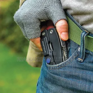USA SMART GEAR 12 in 1 Rechargeable Flash Light Multi Tool
