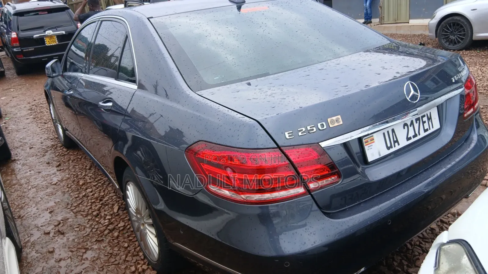 Mercedes-Benz E250 2017 Blue
