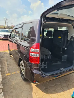 Toyota Noah 2013 Maroon