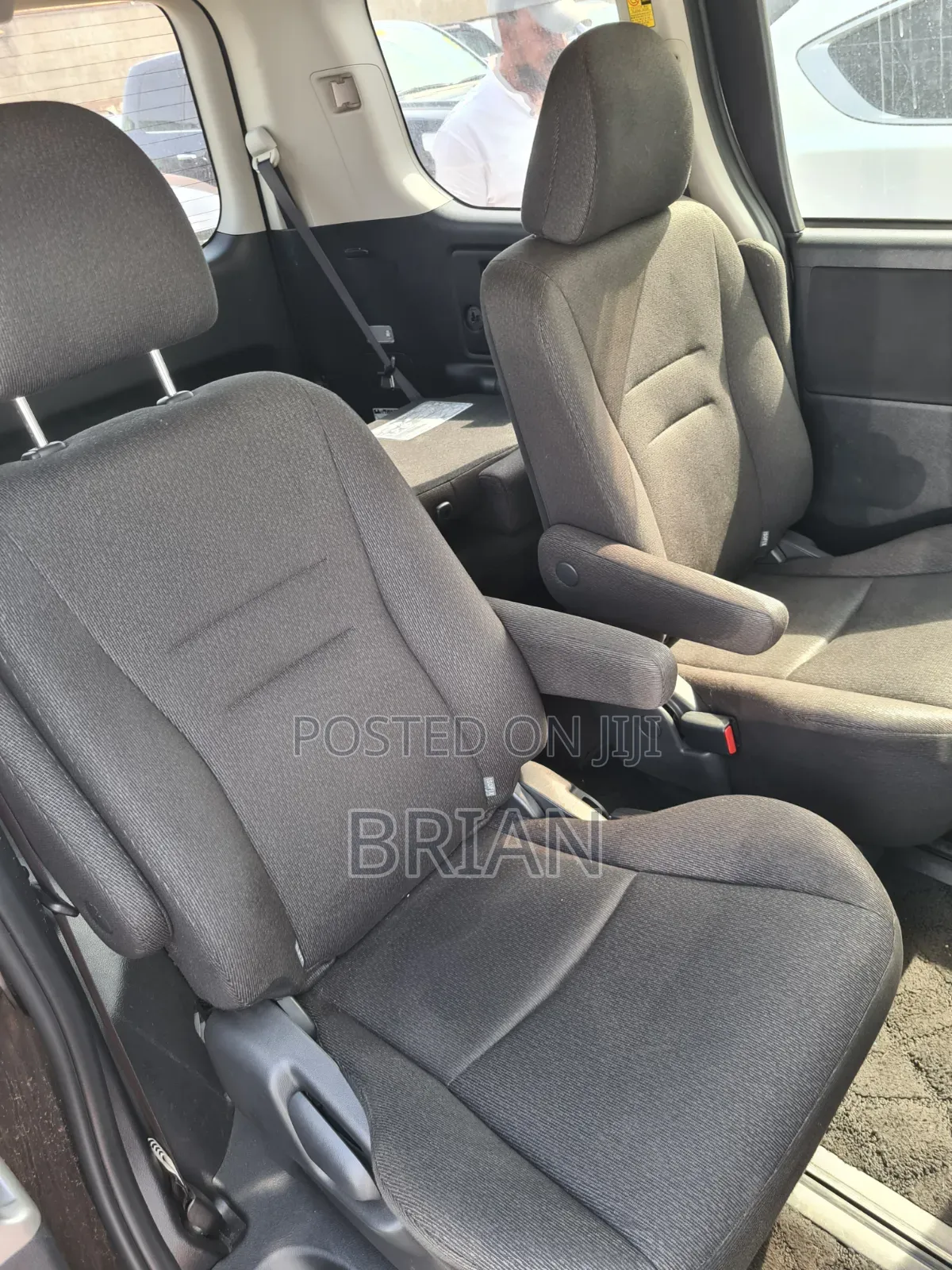 Toyota Noah 2013 Maroon