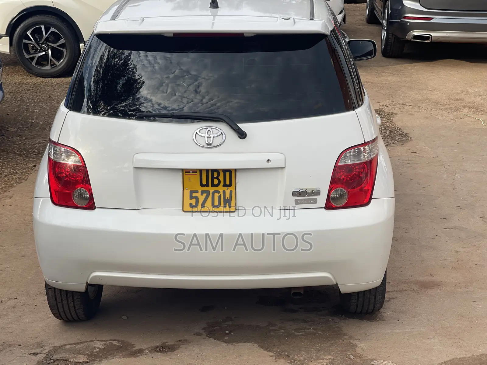 Toyota IST 2003 White