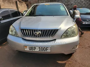 Toyota Harrier 2010 Silver